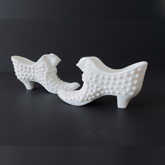 Fenton hobnail milk glass trinket shoe For sale individually - Picture 5 of 9